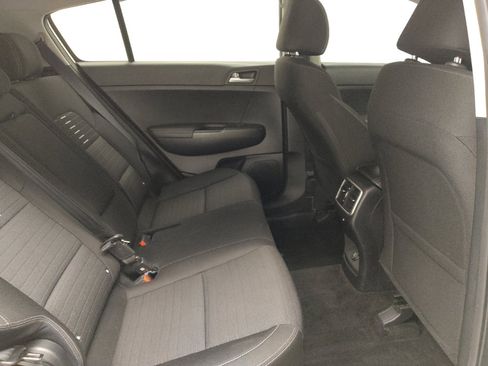 Used 2018 Kia Sportage LX AWD/4WD image 19