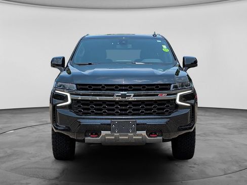 Used 2022 Chevrolet Suburban Z71 w/ Z71 Off-Road Package AWD/4WD image 2