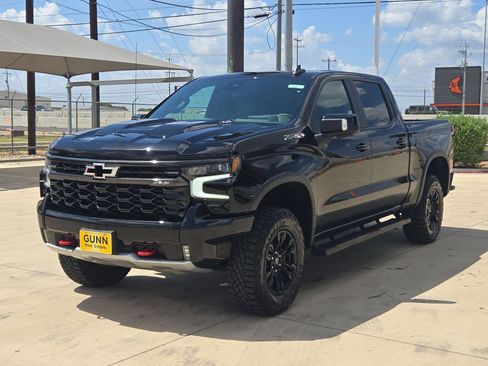 Certified 2023 Chevrolet Silverado 1500 ZR2 w/ Technology Package AWD/4WD image 7