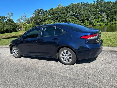 Used 2024 Toyota Corolla LE FWD image 4