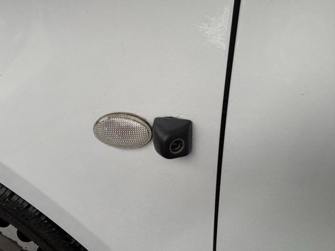 Used 2016 Mercedes-Benz Metris image 4