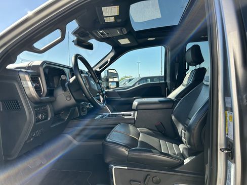 Used 2023 Ford F350 Platinum AWD/4WD image 7