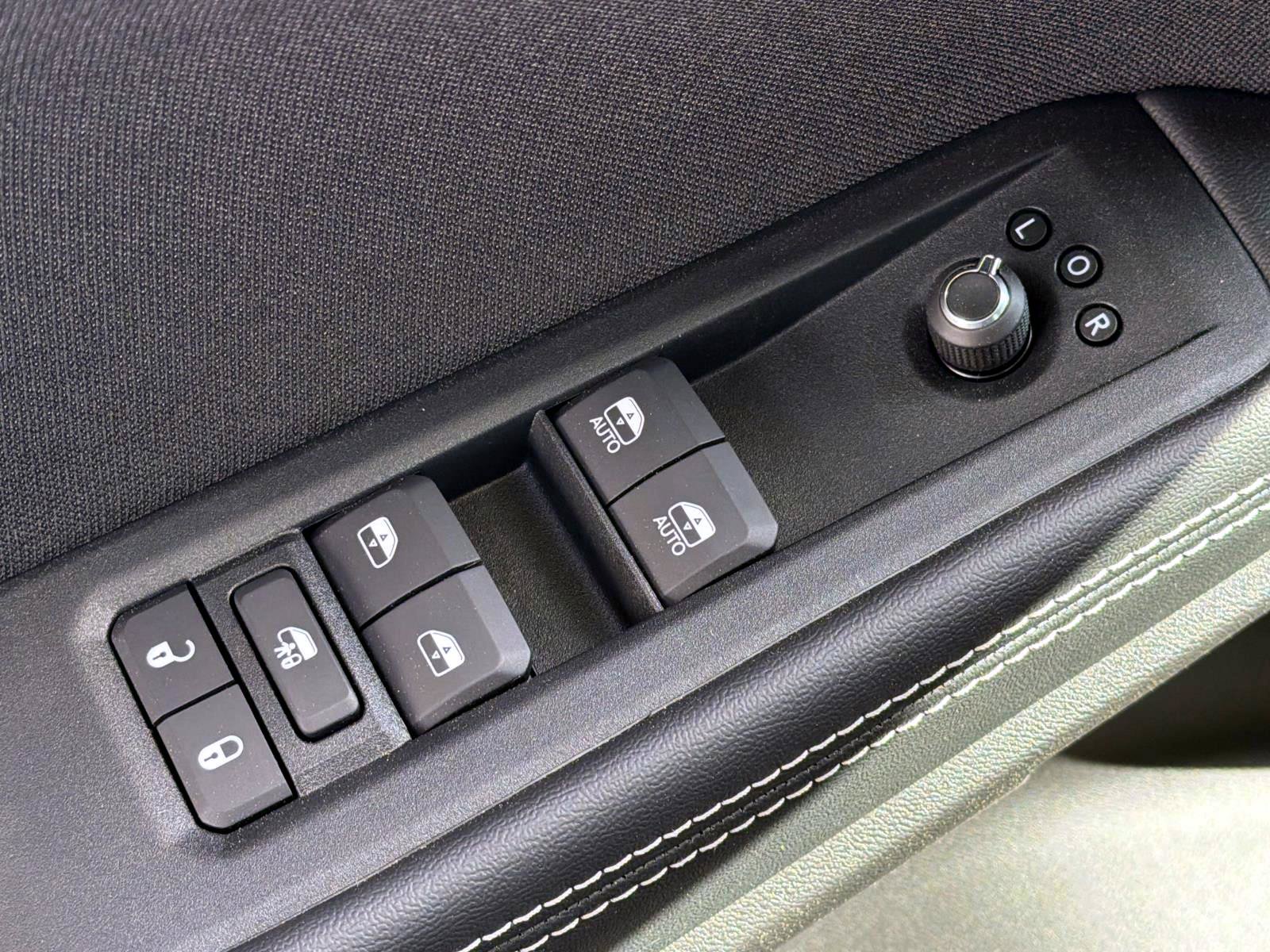New 2026 Jeep Cherokee Laredo AWD/4WD image 12