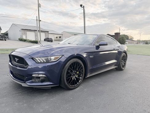 Used 2015 Ford Mustang GT Premium RWD image 2