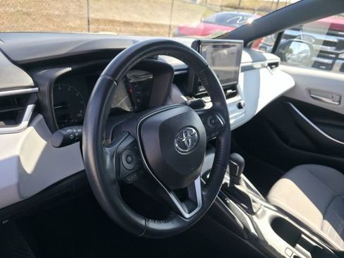 Used 2024 Toyota Corolla SE image 11
