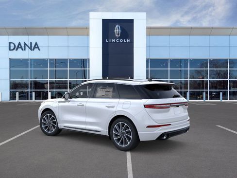 New 2026 Lincoln Corsair Grand Touring AWD/4WD image 4
