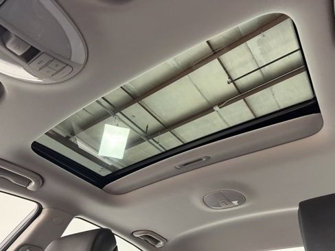 Used 2009 Hyundai Genesis 3.8 w/ Premium Pkg 2 image 23