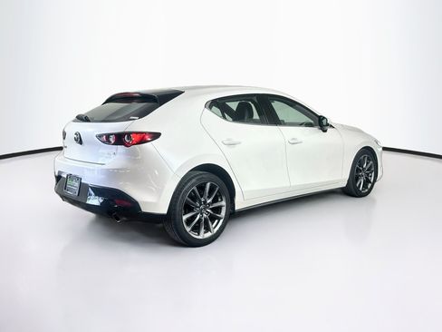 Used 2019 MAZDA MAZDA3 Hatchback FWD image 9