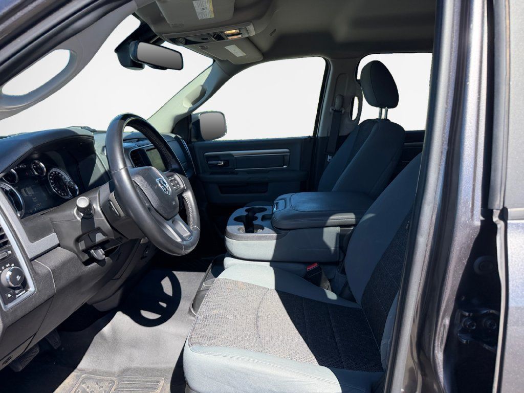 Used 2019 RAM 1500 Big Horn AWD/4WD image 12