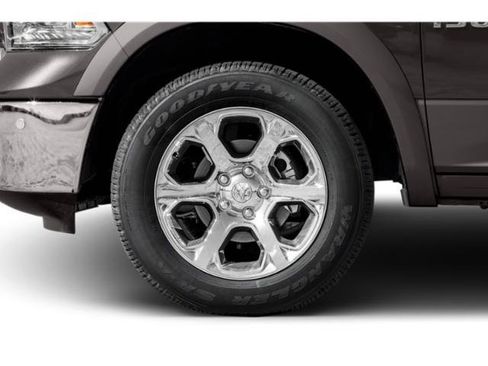Used 2018 RAM 1500 Laramie w/ Convenience Group AWD/4WD image 14