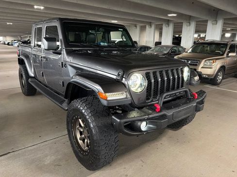 Used 2020 Jeep Gladiator Overland w/ Popular Equipment Package AWD/4WD image 4