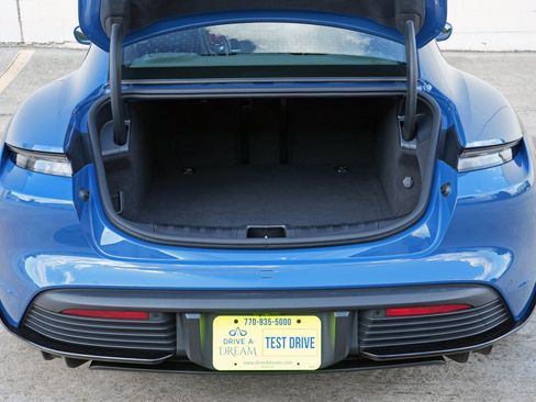 Used 2023 Porsche Taycan w/ Premium Package RWD image 10