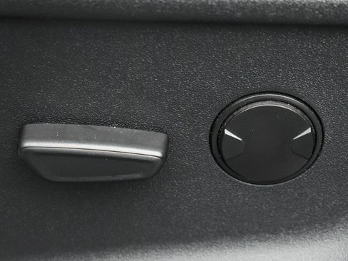 Used 2024 Ford F150 XLT w/ Mobile Office Package image 13