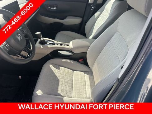 Used 2025 Honda HR-V LX image 19