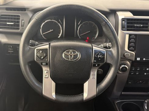 Used 2022 Toyota 4Runner Limited AWD/4WD image 17