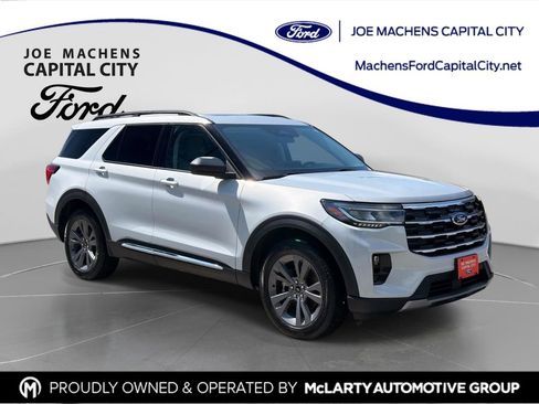 Used 2025 Ford Explorer Active w/ Active Comfort Package AWD/4WD image 1