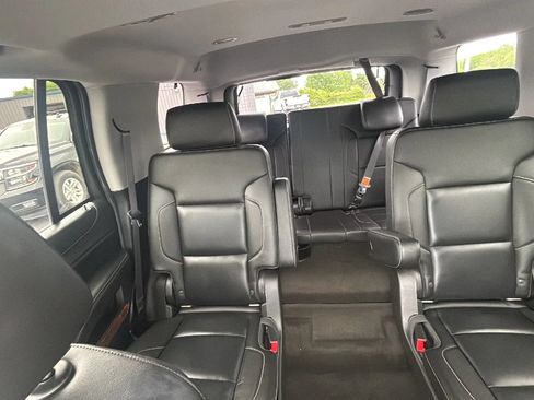 Used 2017 Chevrolet Tahoe Premier RWD image 36