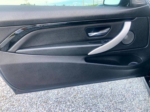 Used 2019 BMW 430i Coupe w/ M Sport Package RWD image 16