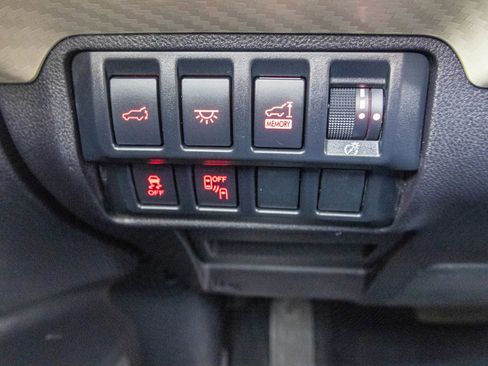 Used 2021 Subaru Ascent Premium w/ Convenience Package image 33