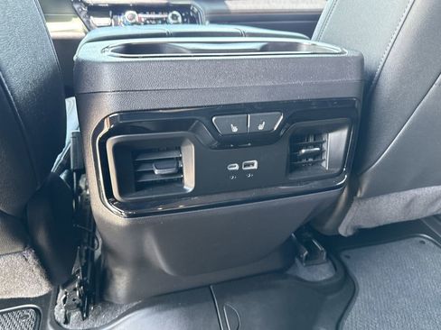 Used 2024 GMC Sierra 1500 AT4 w/ Technology Package AWD/4WD image 25