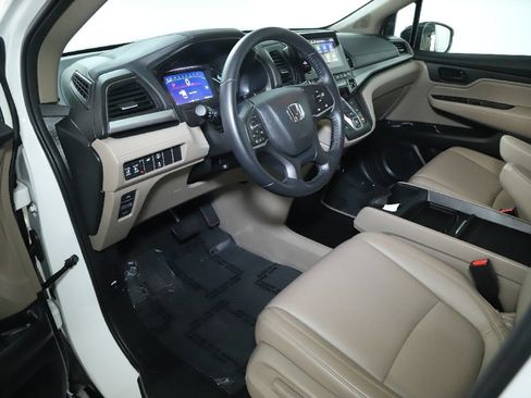 Used 2024 Honda Odyssey EX-L image 17