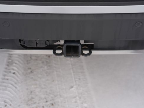 Used 2022 Ford Explorer XLT w/ Equipment Group 202A image 35