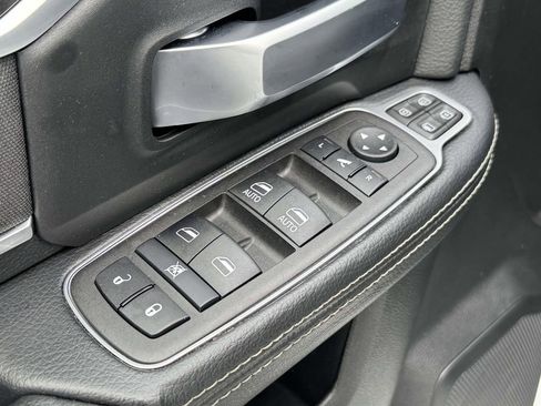 Used 2024 RAM 2500 Big Horn w/ Bed Utility Group image 27