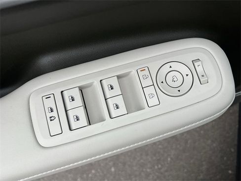 Used 2025 Hyundai Santa Fe Calligraphy image 34