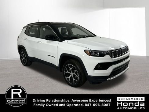 Used 2024 Jeep Compass Limited image 3
