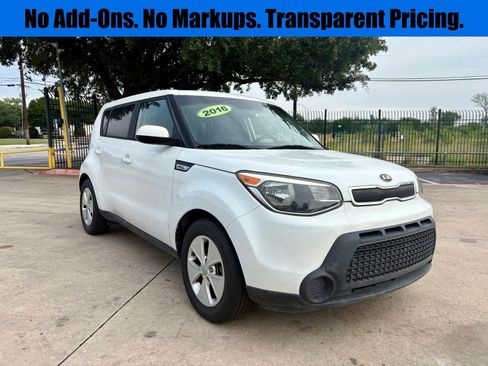 Used 2016 Kia Soul FWD image 1