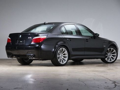 Used 2008 BMW M5 image 25