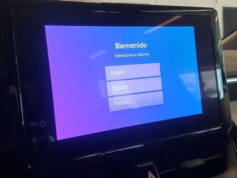 Certified 2025 Toyota Corolla SE image 25