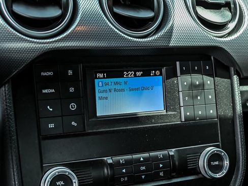 Certified 2021 Ford Mustang GT RWD image 23