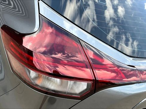 Used 2025 Nissan Kicks Play S image 26