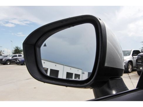 Certified 2025 Nissan Rogue SV w/ SV Premium Package FWD image 11