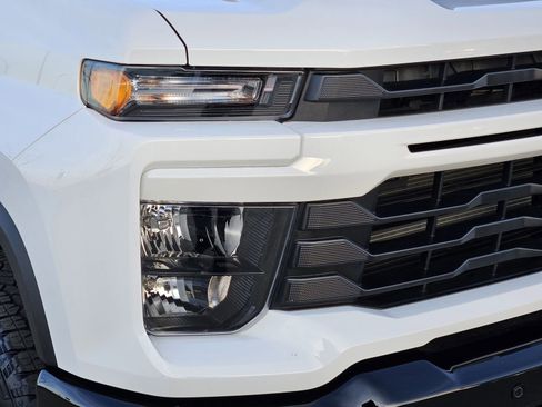 New 2026 Chevrolet Silverado 2500 Custom w/ Custom Value Package image 9