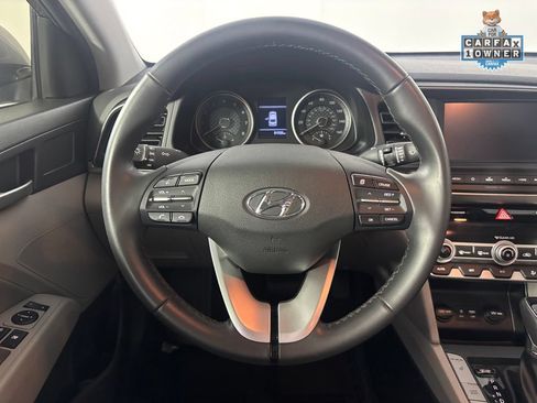 Used 2020 Hyundai Elantra Value Edition FWD image 17