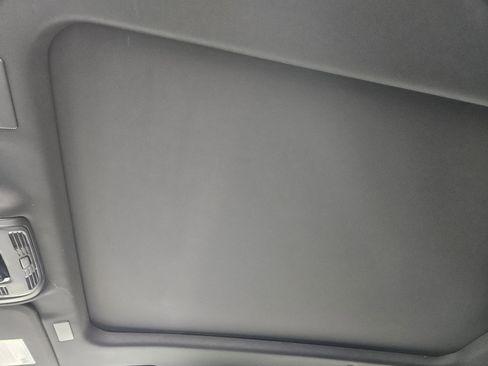 New 2026 GMC Yukon Denali w/ Denali Reserve Package image 18