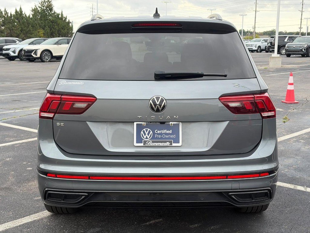 Used 2023 Volkswagen Tiguan SE R-Line FWD image 4