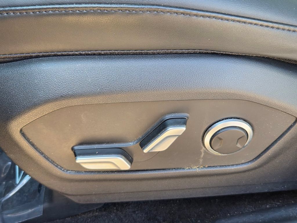 Used 2024 Hyundai Santa Fe SEL FWD image 12