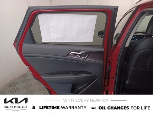 New 2026 Kia Sportage SX image 11