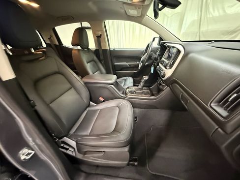 Used 2022 GMC Canyon Elevation w/ Elevation Premium Package AWD/4WD image 25