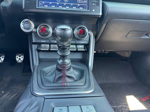 Used 2023 Subaru BRZ Limited RWD image 20