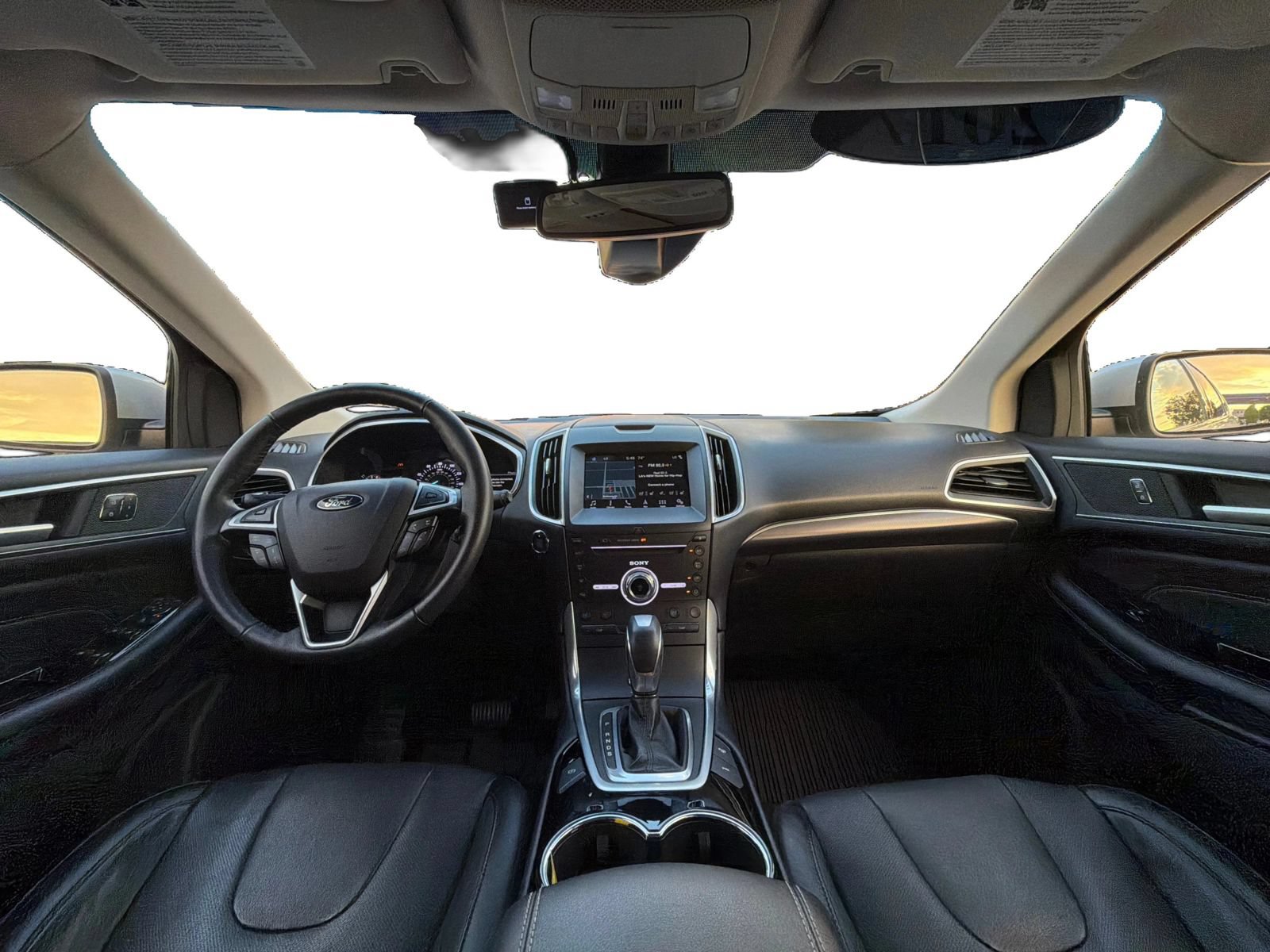 Used 2017 Ford Edge Titanium w/ Equipment Group 302A AWD/4WD image 22