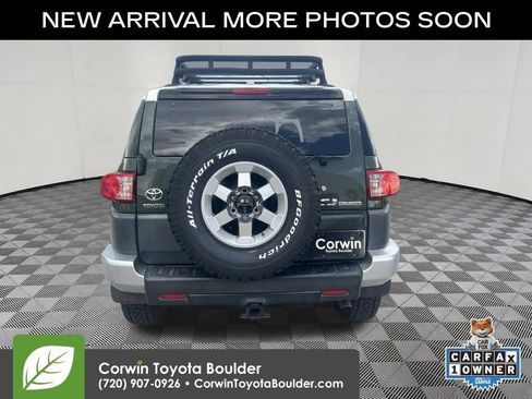 Used 2011 Toyota FJ Cruiser 4WD w/ Convenience Pkg image 6