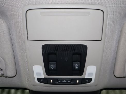 Used 2023 Honda Pilot Elite image 32