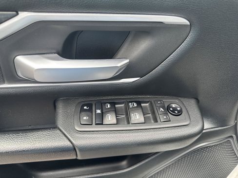 Used 2021 RAM 1500 Big Horn AWD/4WD image 14