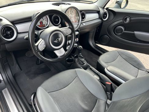 Used 2009 MINI Cooper Clubman Hardtop image 3