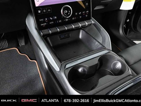 New 2026 GMC Terrain AT4 w/ Convenience Package III AWD/4WD image 17