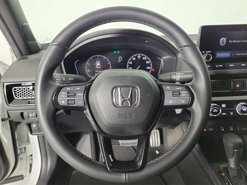 Used 2025 Honda Civic Sport image 19